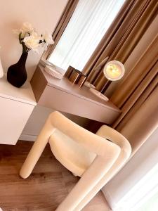 FLH Golden Gallery - Balcony & Free Parking near Vivo Mall