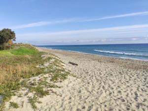 T3 - accès direct plage dans résidence avec piscine