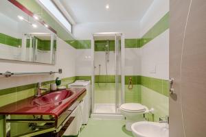 GuestHost - Cozy Stay near Spezia Metro, Turin