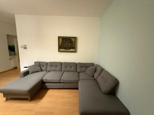 Modern 2BR, 1LR Apt Near Westbahnhof 6 Guests