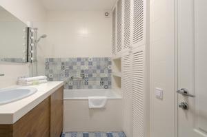 Petrovdom Apartment 16-154 in RC Kvartet, 16Г Vasyl Lypkivskyi Street