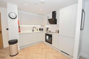 Contemporary Flat in Central Manchester w Balcony