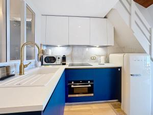 Vue mer exceptionnelle Studio avec Parking au Port de Deauville