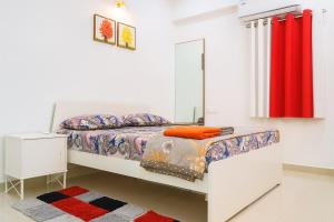 Reddy Residency 2BHK Flat Close to US Consulate Gachibowli Only For Family