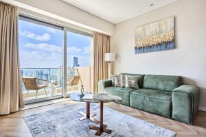 Frank Porter - Emaar Residences Dubai Marina