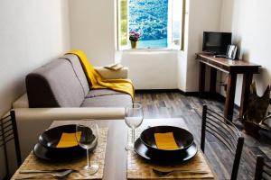 La Dolce Vista by Quokka 360 - Romantic flat with lake view in Blevio