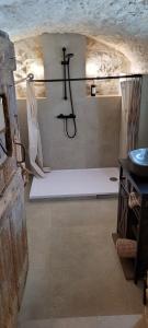 A lombre des sentiers