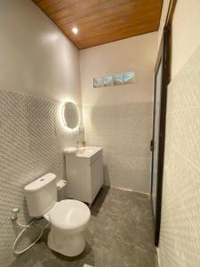 Hidden Cozy 1 BR Apartment in Central Penestanan