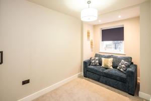 2BR Garden Flat Near Richmond & Stadium