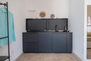 Molo Angioino Suites