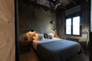 Retiro Park Industrial House