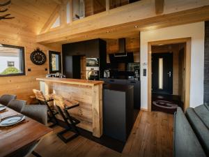 Chalet LUrsus - OVO Network