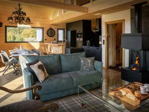 Chalet LUrsus - OVO Network
