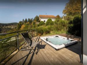 Chalet LUrsus - OVO Network