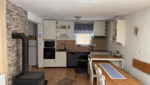 Chalupa ve Sněžném