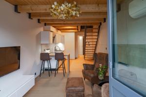 Prague Design Loft Kolbenova, Metro, Parking