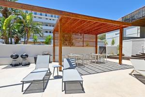 Planet Africa Studio Pool Gym Sea Point