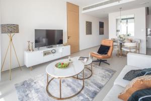 Frank Porter - The Address JBR