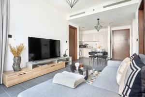 Frank Porter - The Crest Tower, Sobha Hartland