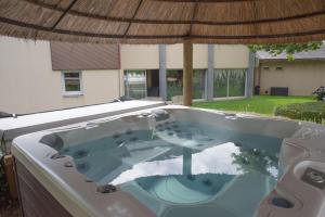 Hotels Logis Domaine du Moulin Cavier : photos des chambres