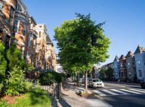 Convention Center-Howard-Downtown Sleeps 8 Apt