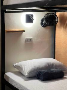 MVPods New Modern Pods Hostel near SM Mall City Center