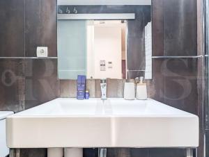 Cozy apartment in the heart of Malaga by REMS