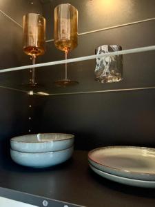 Designer Solo Studio in Hipster Miera