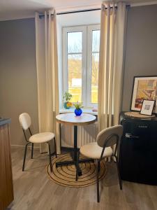 B14 Miera Studio - Designer Apt near Arena