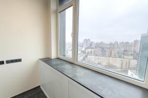 24-267 RC Manhattan City,Beresteiskyi 11,Petrovdom Apartments