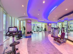 FIRST CLASS 2BR Vibrant Next to Dubai Mall