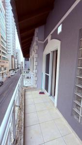 Apto proximo ao mar rua 224 Meia Praia