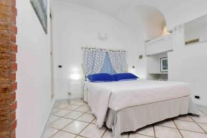 Refined and cozy studio apartment