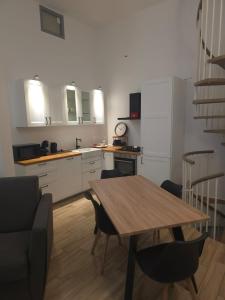 Modern Apartment near CityLife - interno 3