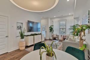 The Hall Haus by Stay Local Nashville