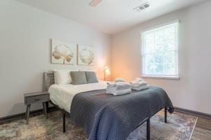 The Carpe Diem Cottage by Stay Local Nashville