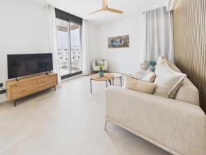 Luxury Apt with access to Europes Largest Lagoon