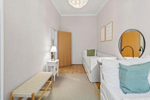 Spacious Stay - Near Augarten - U4 Access