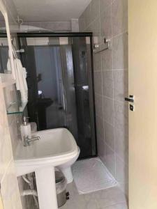 Apto Ponta Verde 2 quadras praia