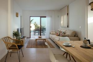 Villa Los Altos Nisa 3B by Escape Home