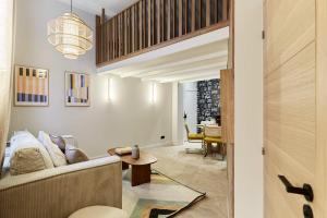 Superb 3-bedroom flat near the Moulin Rouge and Montmartre