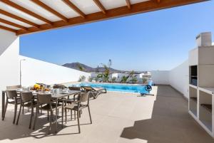 Villa Los Altos Deva 12A by Escape Home