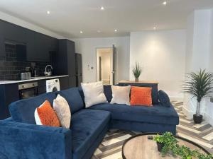 Top-Floor - City Centre Apartment - Fortis VII