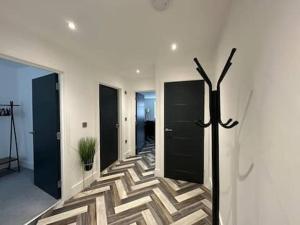 Top-Floor - City Centre Apartment - Fortis VII