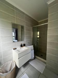 Elegant Lifestyle Apartment in Waterfall