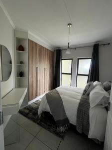 Elegant Lifestyle Apartment in Waterfall