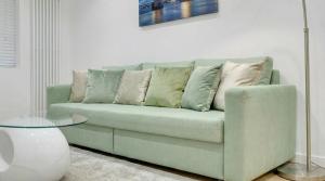 Bright 1-Bedroom Apartment with Fast Links to Central London