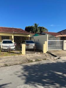 Casa do Forte - 4 Quartos com Ar - Praia a 200m