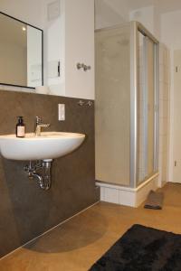 Einzelzimmer im Zentrum Gästehaus Friedrichstraße 51