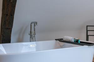 Bright Duplex near Antwerp Cathedral